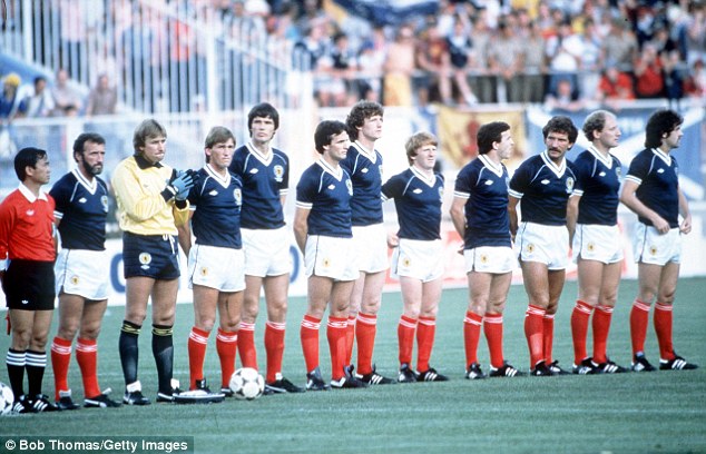 article-2617621-1D7EB90300000578-729_634x408