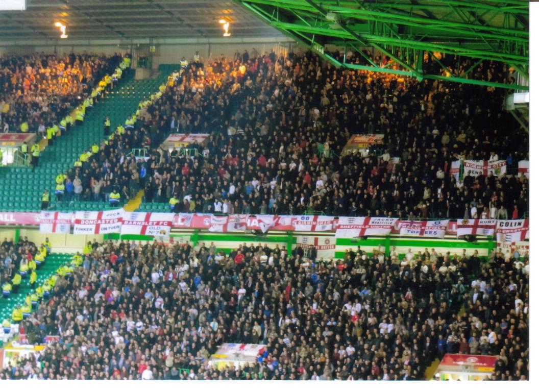 CROWD 2014 CELTIC ENGLAND B