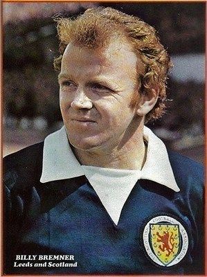 SHOOT-football-magazine-Leeds-United-BILLY-BREMNER-Scotland